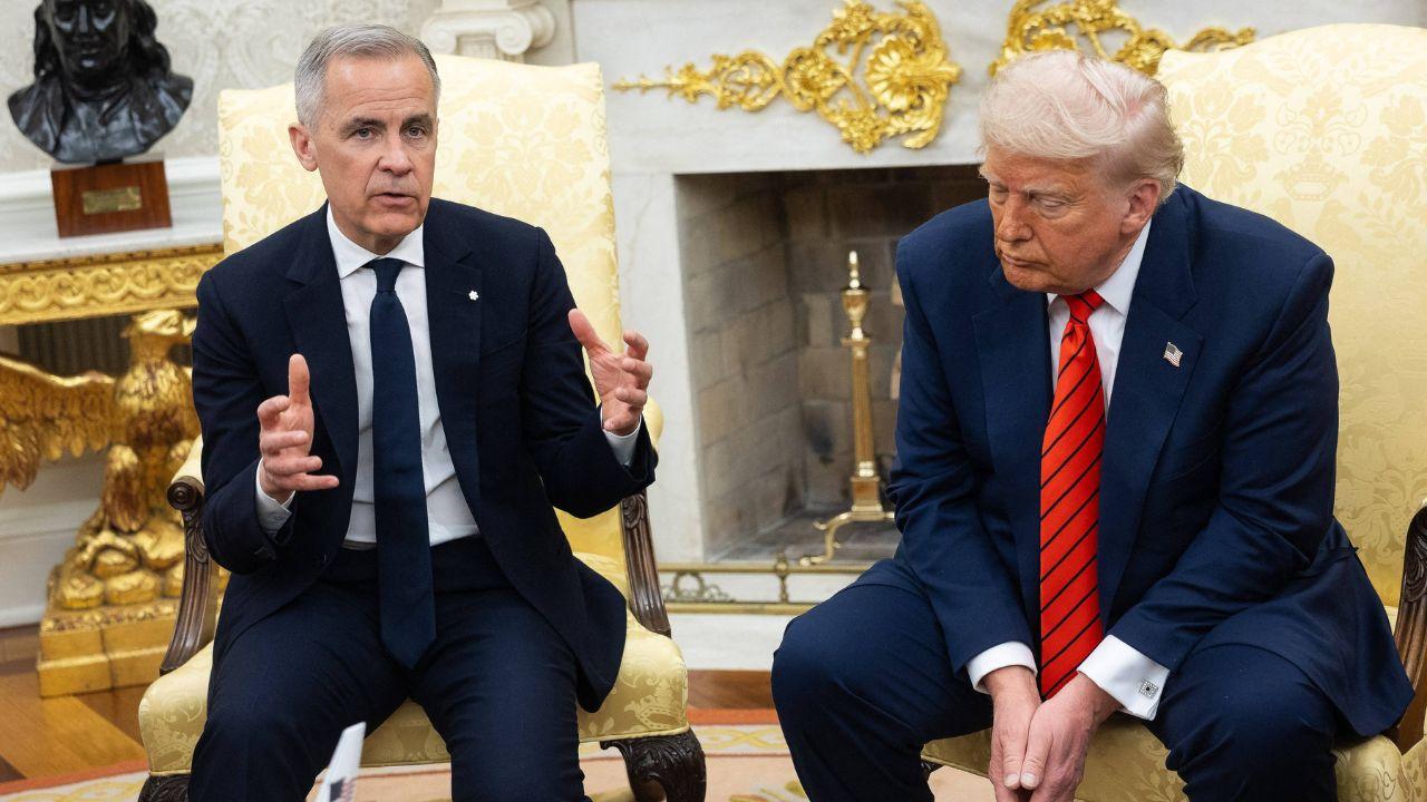 Image of Carney and Trump at the White House.