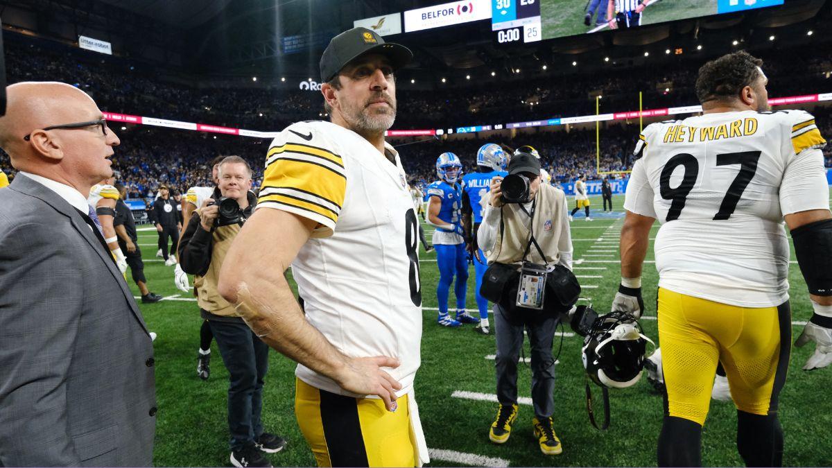 Image of Aaron Rodgers is frustrated by people who try to uncover Brittani's identity.