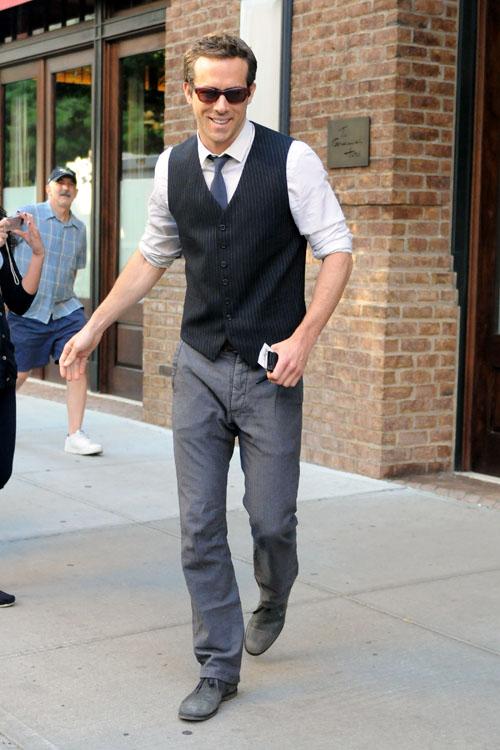 2011__06__ryan_reynolds_june15_585_ _1.jpg