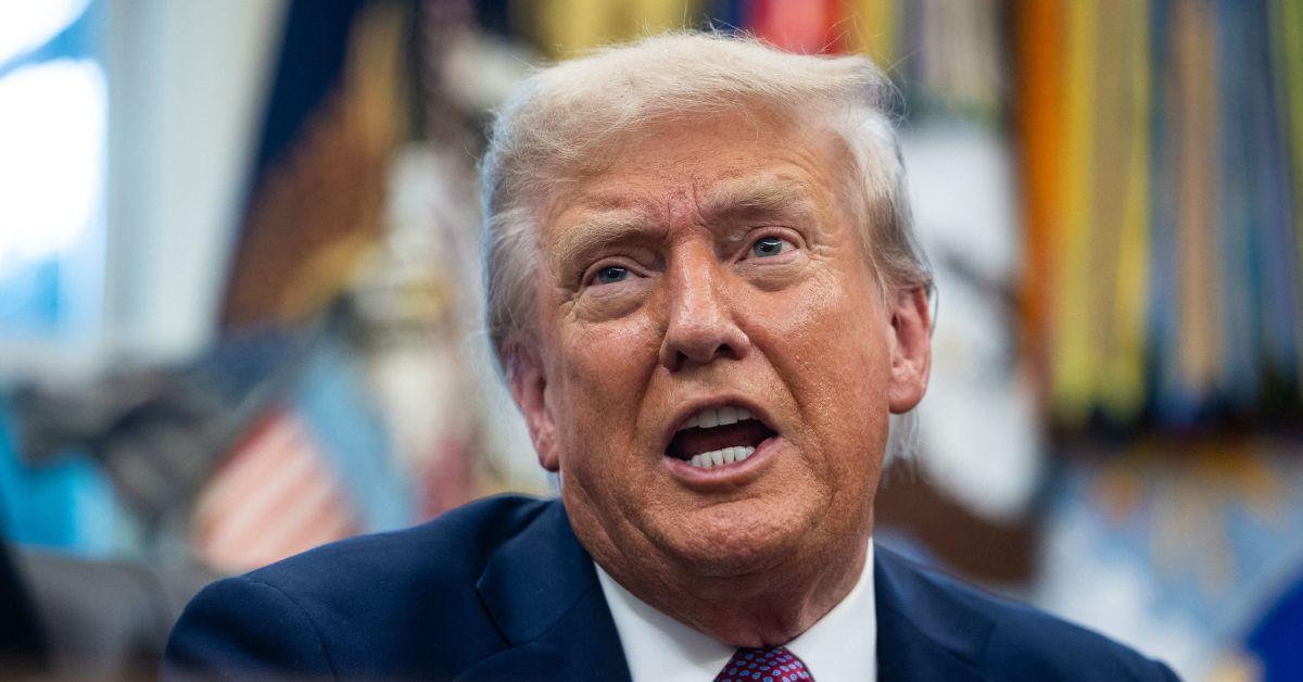 Photo of Donald Trump applauded West Point's decision to cancel Tom Hank's award ceremony.