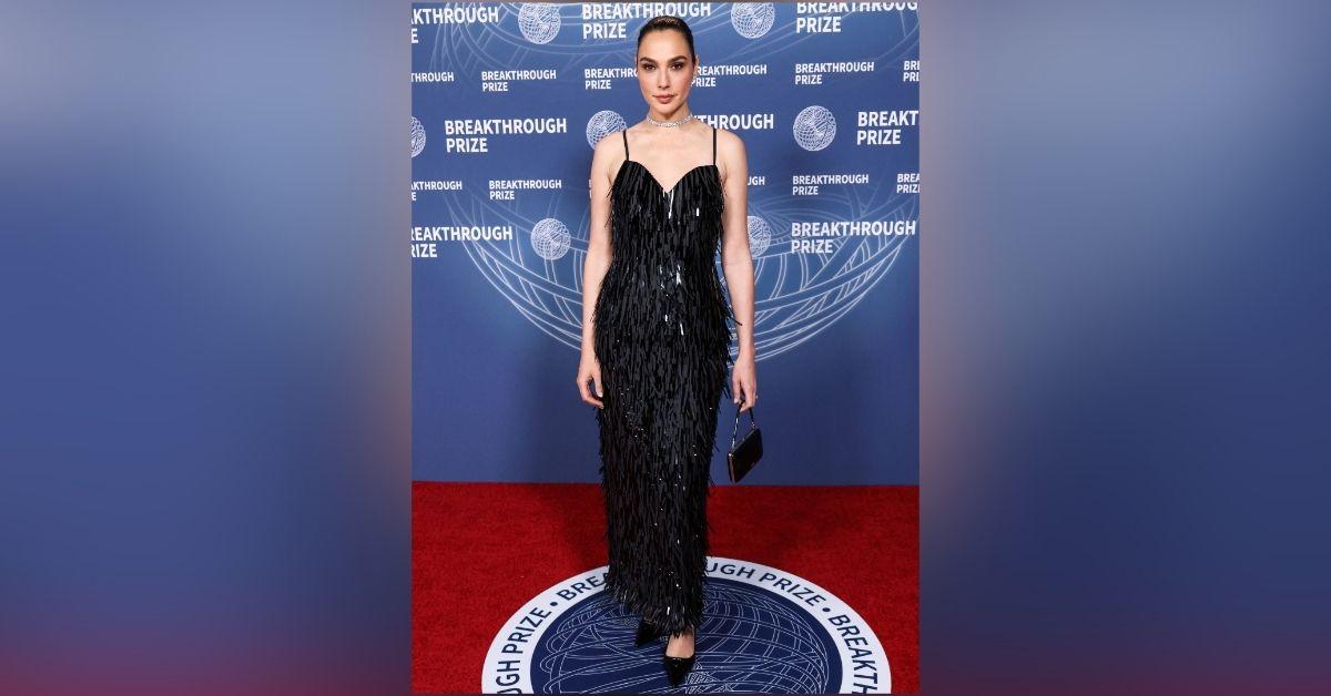 gal gadot sexiest photos