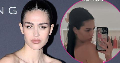 amelia hamlin shower selfie