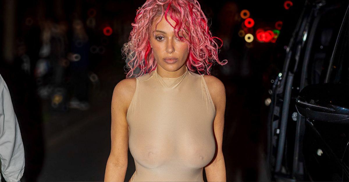 kanye wests wife bianca censori nude livestream