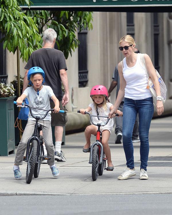 Kelly rutherford losing custody kids new york court gallery