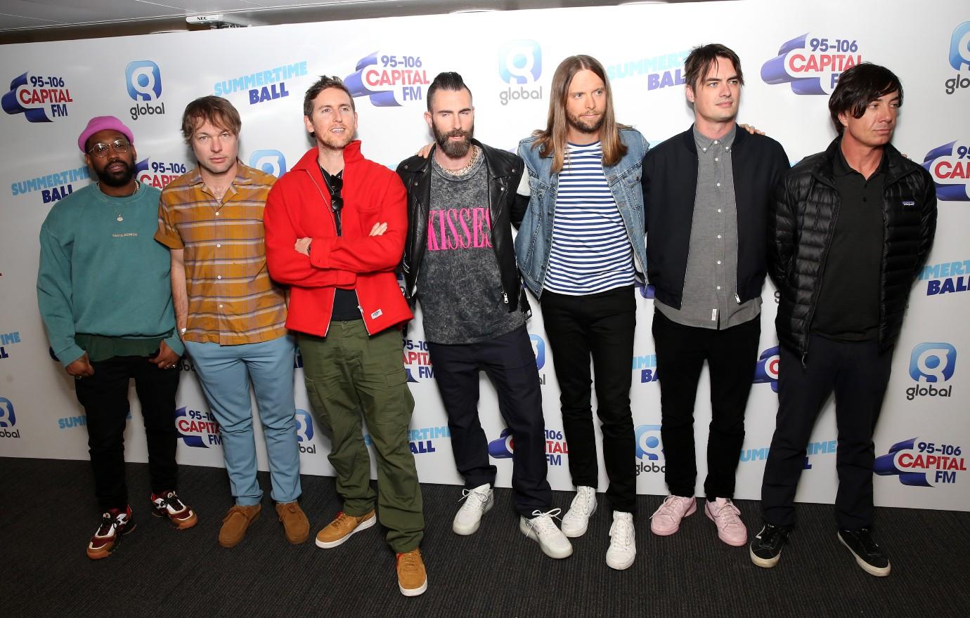 Super Bowl in the age of anxiety: Maroon 5's boring halftime show was a  symptom, not the disease