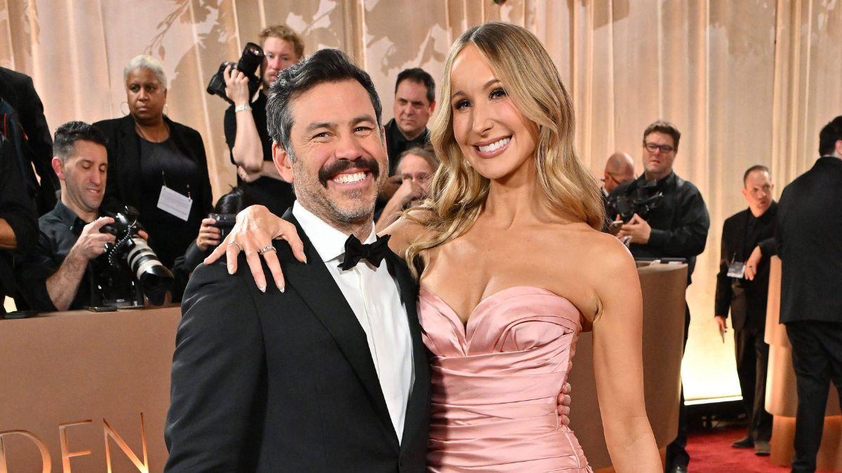 Image of Nikki Glaser gets turned on by hearing about her boyfriend's illicit hookups.