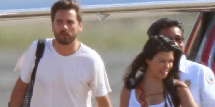 *EXCLUSIVE* Kourtney Kardashian and Scott Disick take their kids to Hawaii!