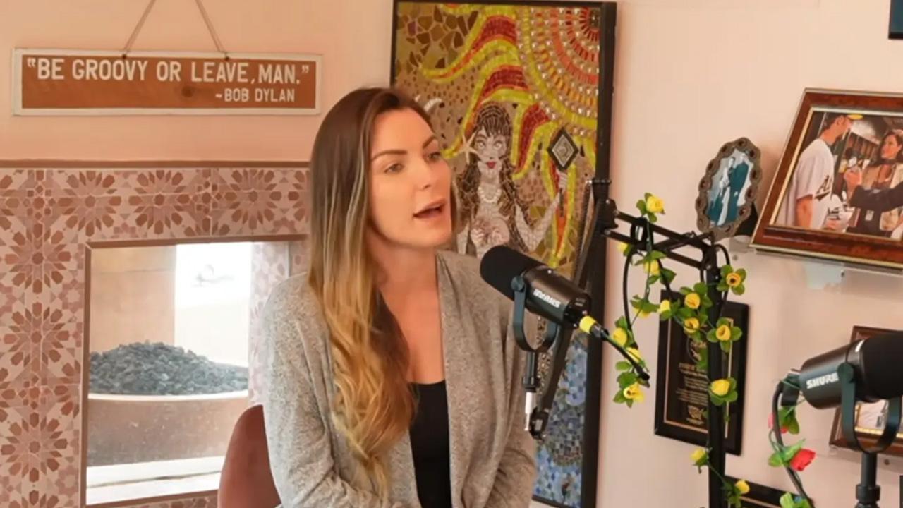 Photo of Crystal Harris appeared on the 'Lisa Guerrero Unleased' podcast on October 27.