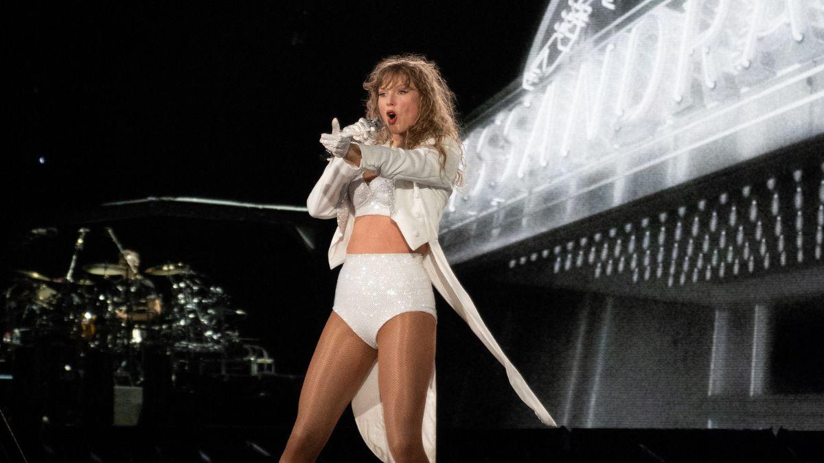 travis kelce sweetest comments about taylor swift revisited