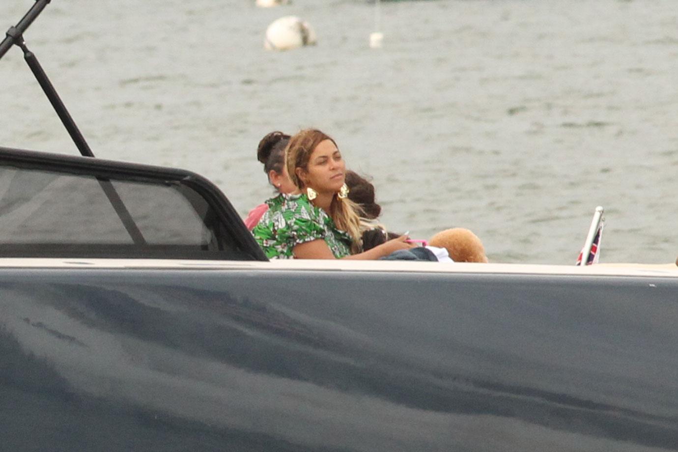 Beyonce hamptons yacht