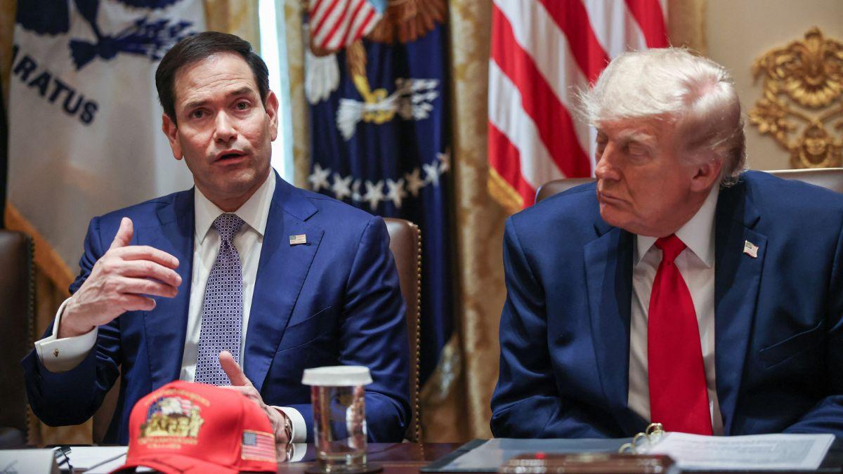 Photo of Marco Rubio and Donald Trump