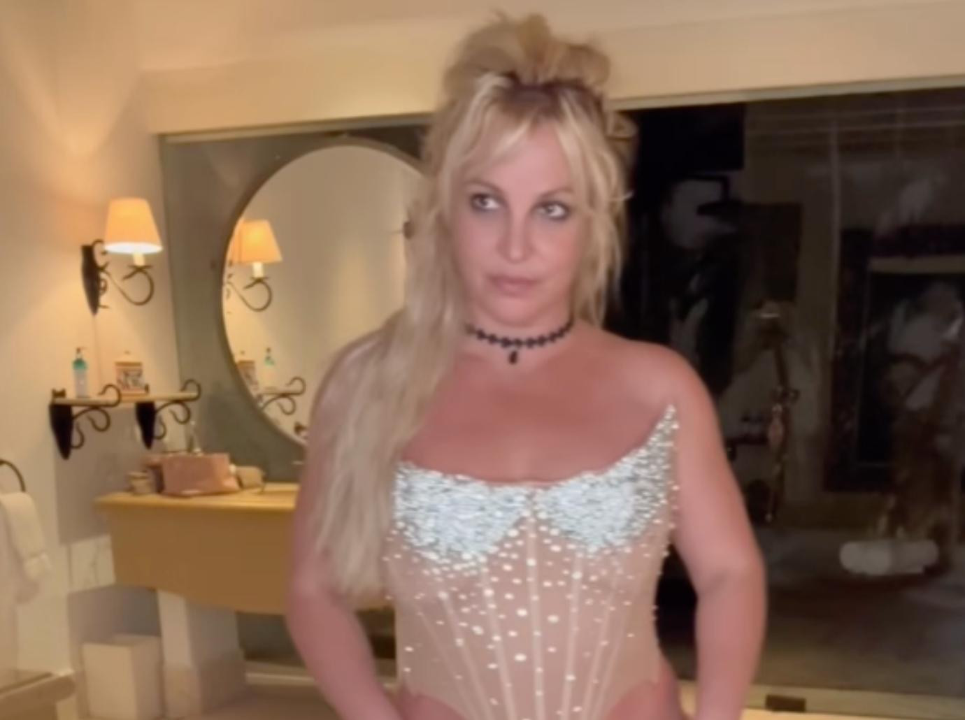 britney spears conservatorship mental health concerns instagram videos