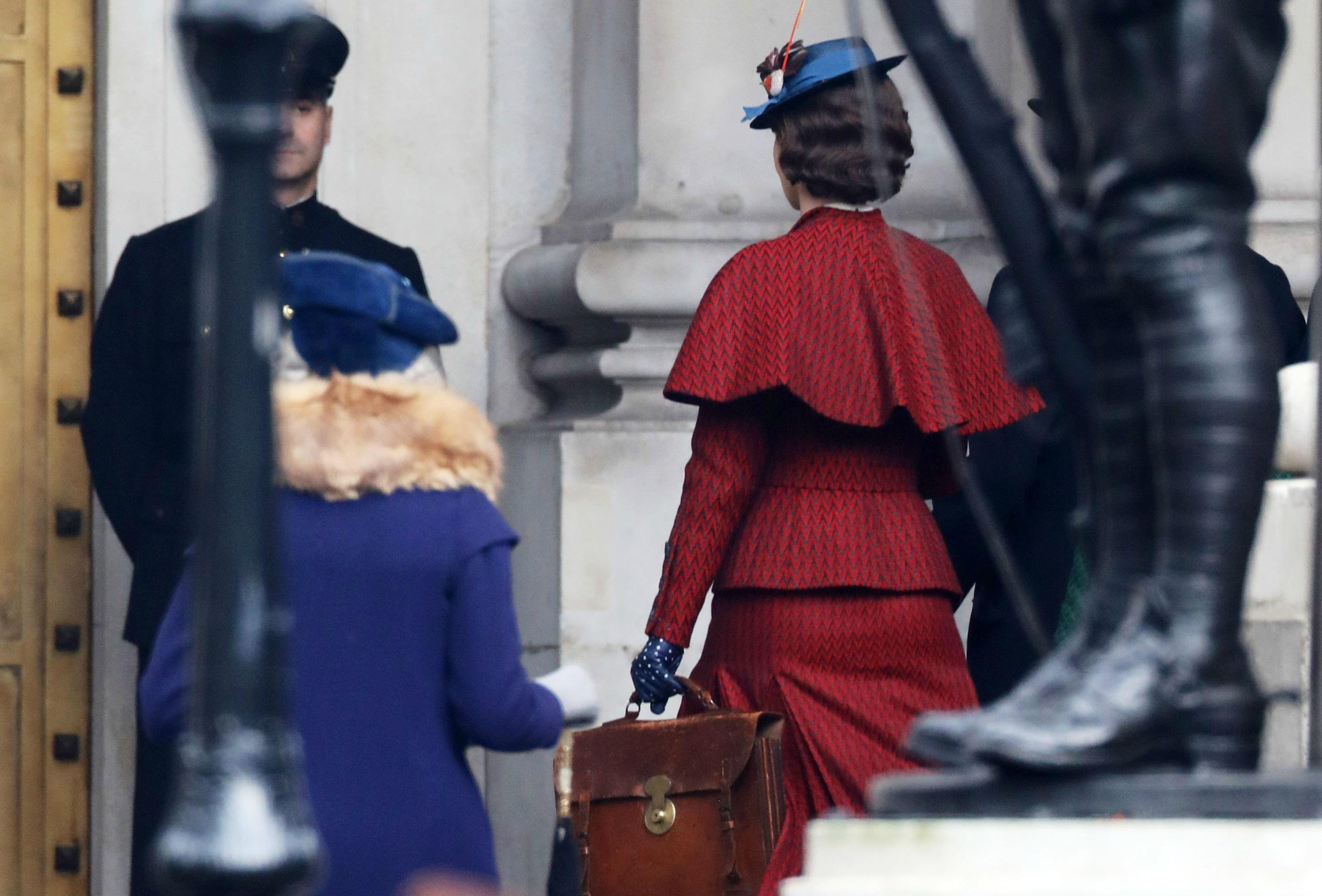 Emily Blunt Mary Poppins Movie Set Photos 04