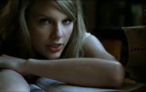 2011__05__Taylor_Swift_The_Story_of_Us_May25newsnea 300×190.jpg