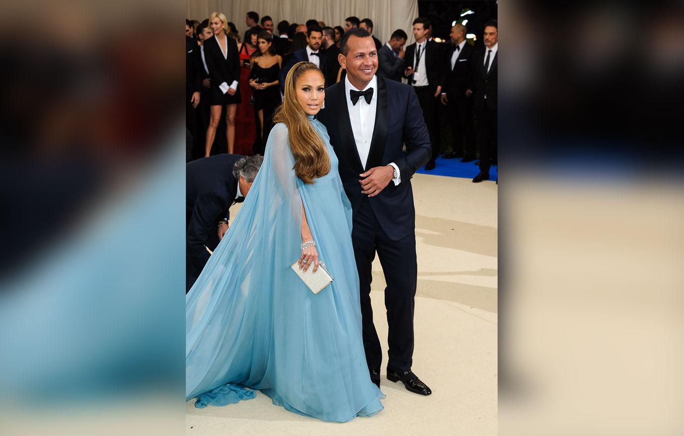 jennifer lopez alex rodriguez red carpet style