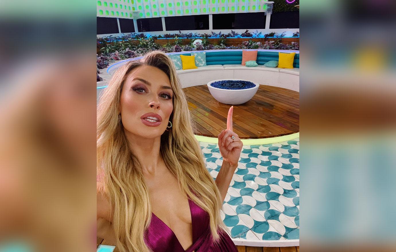 arielle vandenberg dishes on love island