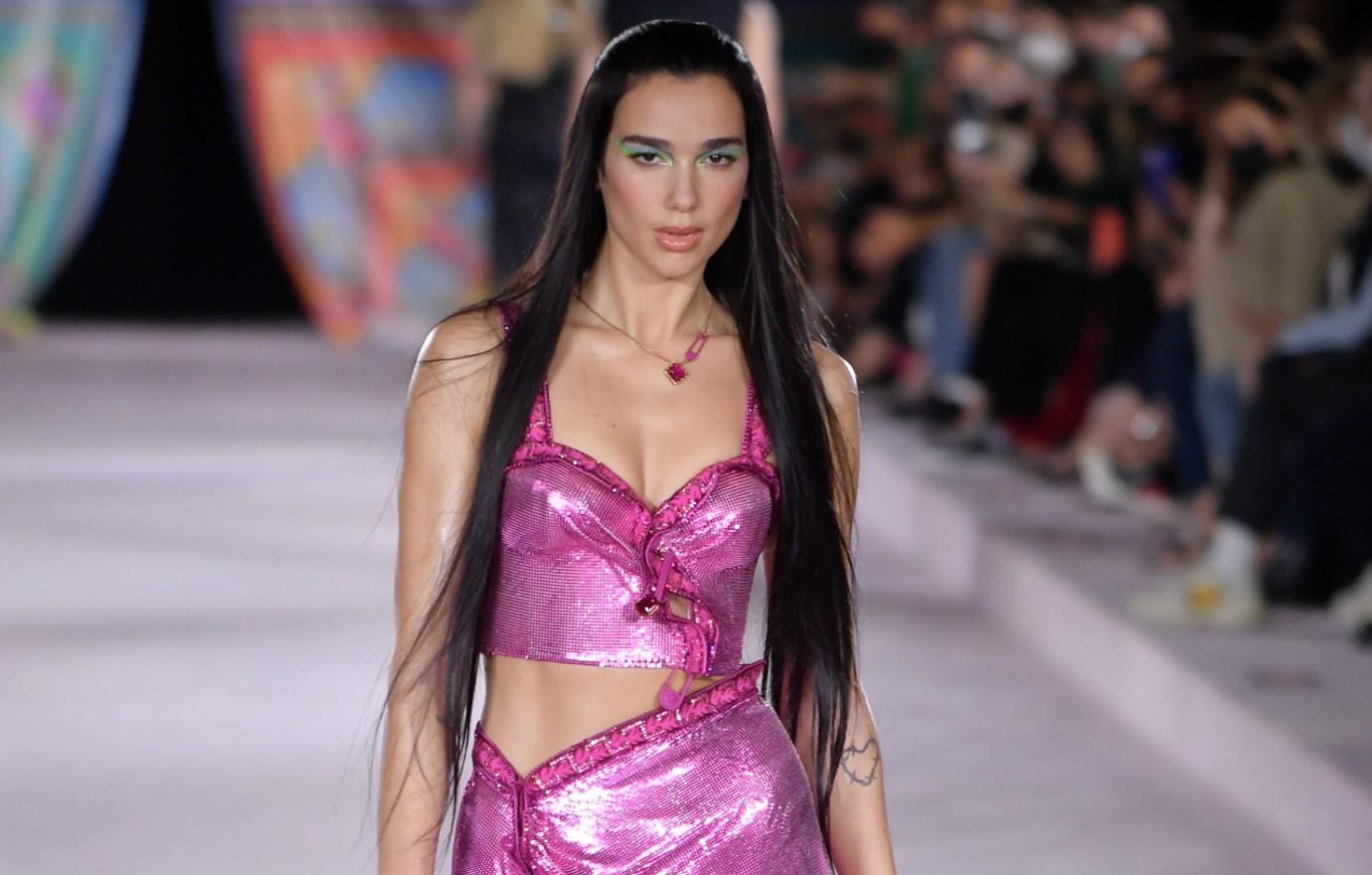 Kardashian fans rip Kendall Jenner's 'atrocious' performance at Versace  show despite being world's highest paid model