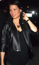 2009__10__oklucyliu 135×225.jpg