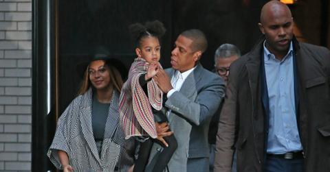 INF – Beyonce, Jay Z and Blue Ivy leaving the ‘Annie’ premiere