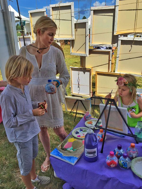 Kelly Rutherford with Son &#038; Daughter15