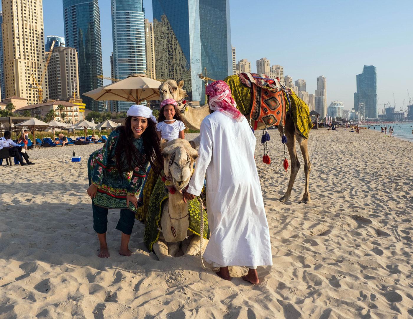 EXCLUSIVE: Farrah Abraham and her daughter Sophia living it up in Dubai, Farrah and her daughter ventured out for a camel ride before relaxing at the pool at Pallazo Versace Hotel