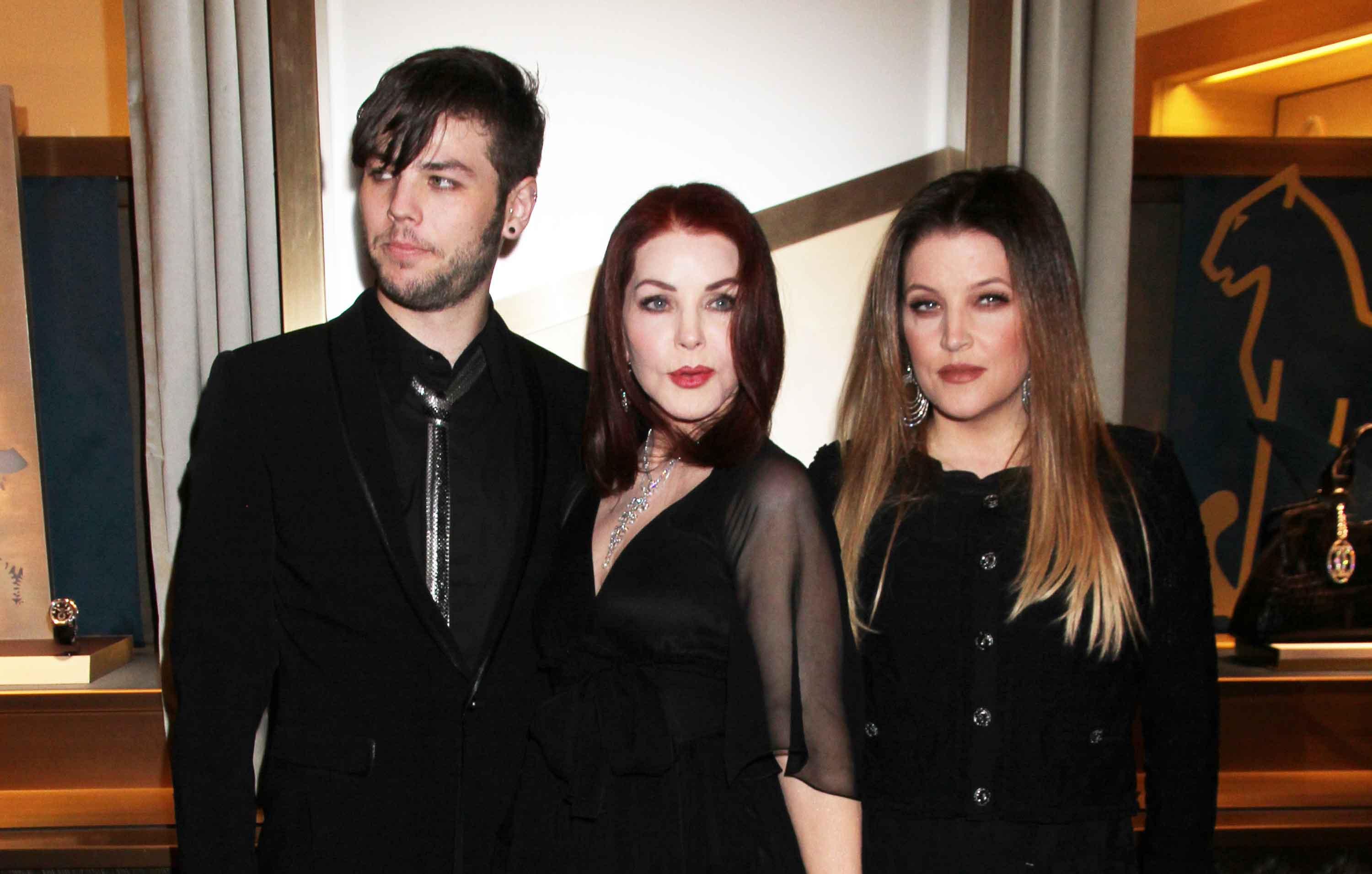 lisa marie presley became close again with estranged mother priscilla