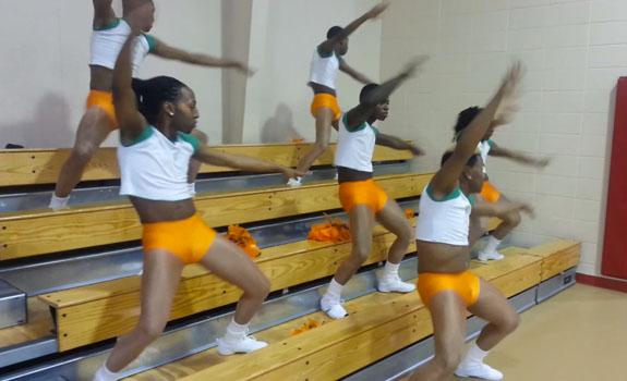 //alabama_all_male_cheerleading_prancing_elites_mobile_stack_