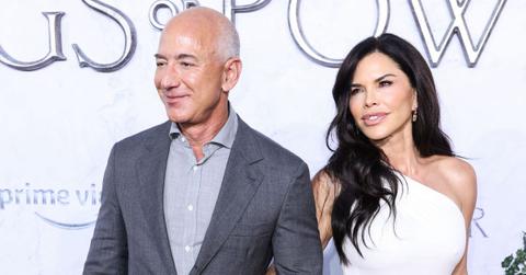 Photo of Jeff Bezos and Lauren Sánchez