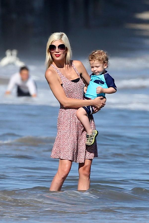 Tori spelling