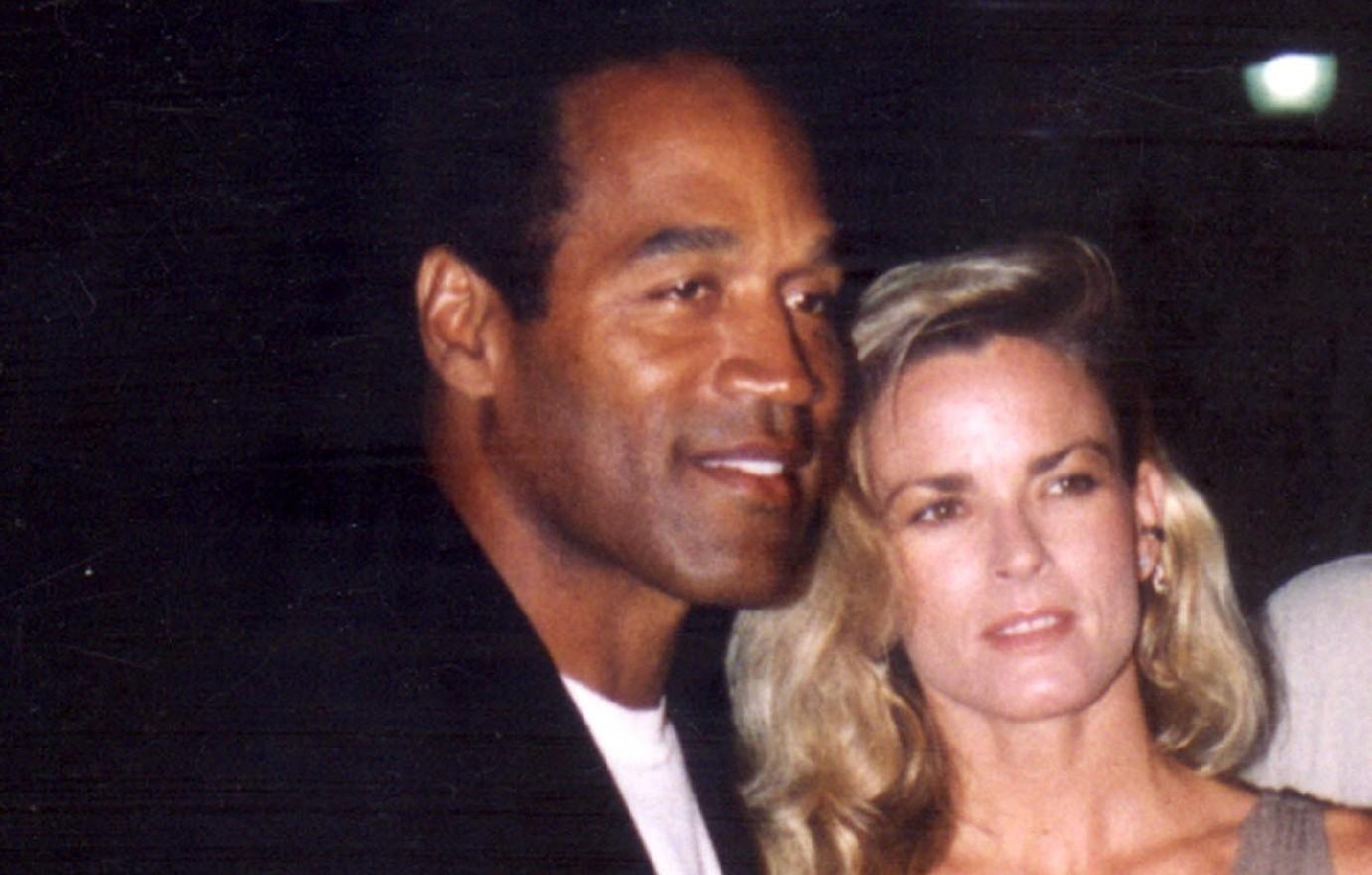 Photo of O.J. Simpson and Nicole Brown Simpson.