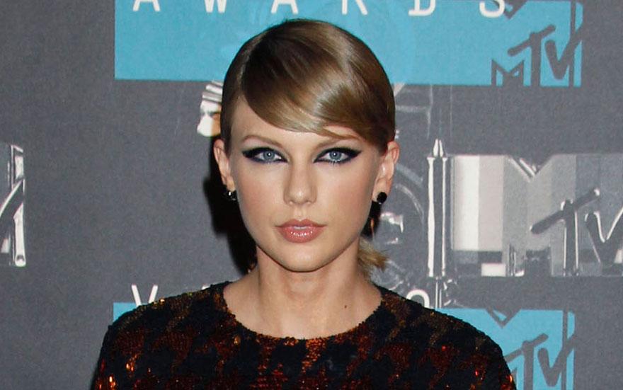 Flight Tantrums! Taylor Swift's Mile-High Diva Demands Revealed: Report