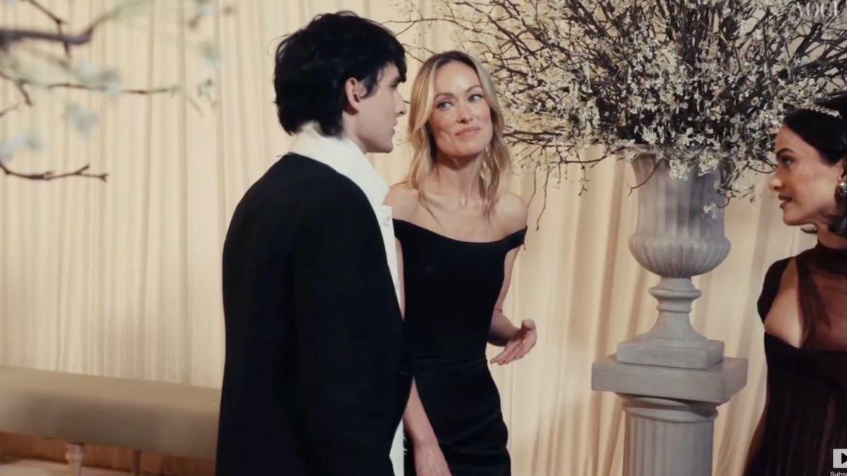 Photo of Olivia Wilde and Finn Wolfhard
