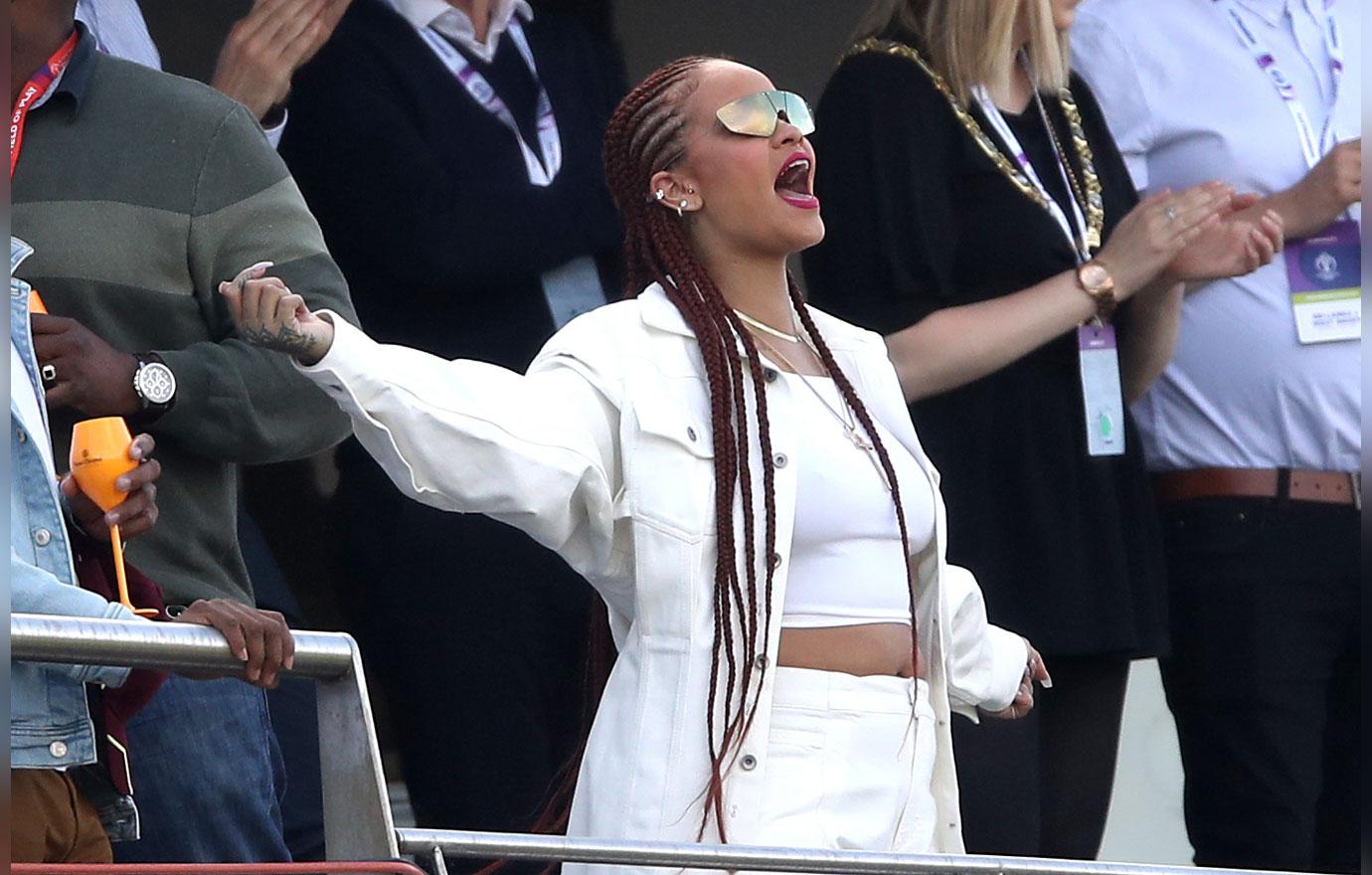 Rihanna-Cricket-Game