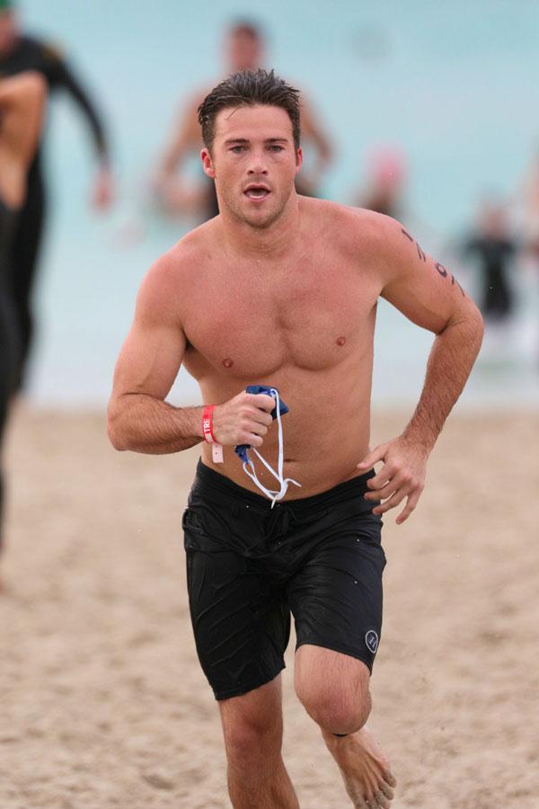 Scott eastwood hot bod 02