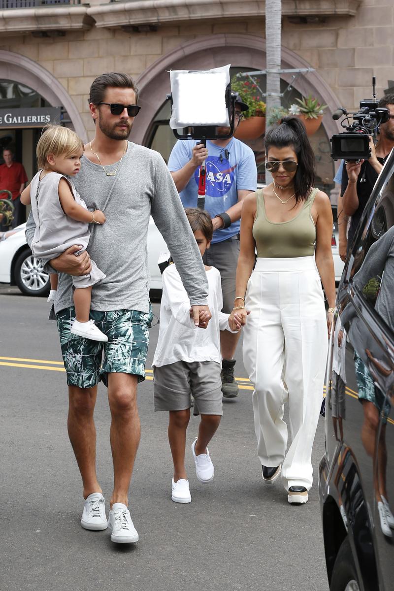 kourtney kardashian scott disick back together children