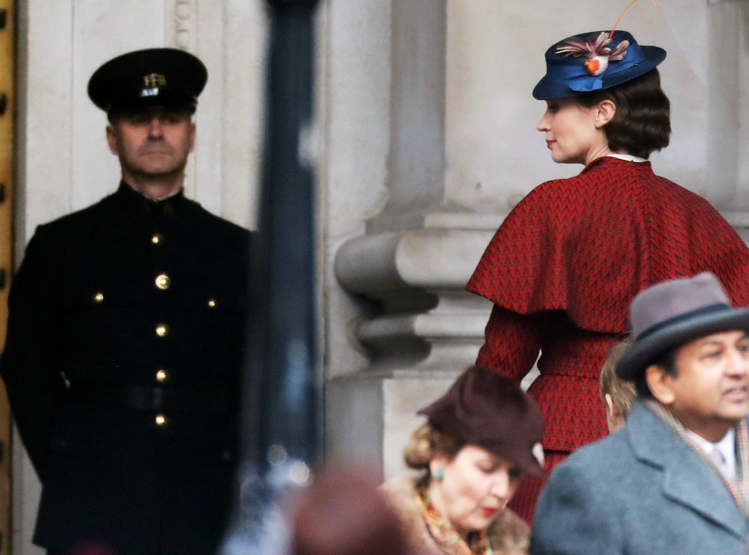 Emily Blunt Mary Poppins Movie Set Photos 02