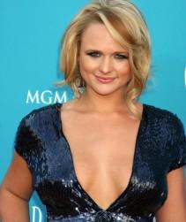 2010__09__miranda_lambert 211×300.jpg