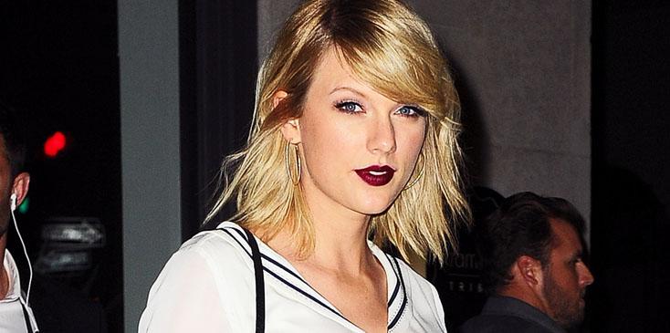 Taylor Swift looks stunning in a sailor inspired outfit as she heads out to dinner with her friends in NYC