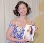 2011__04__Ashley_Judd_April11newsneb 150&#215;146.jpg