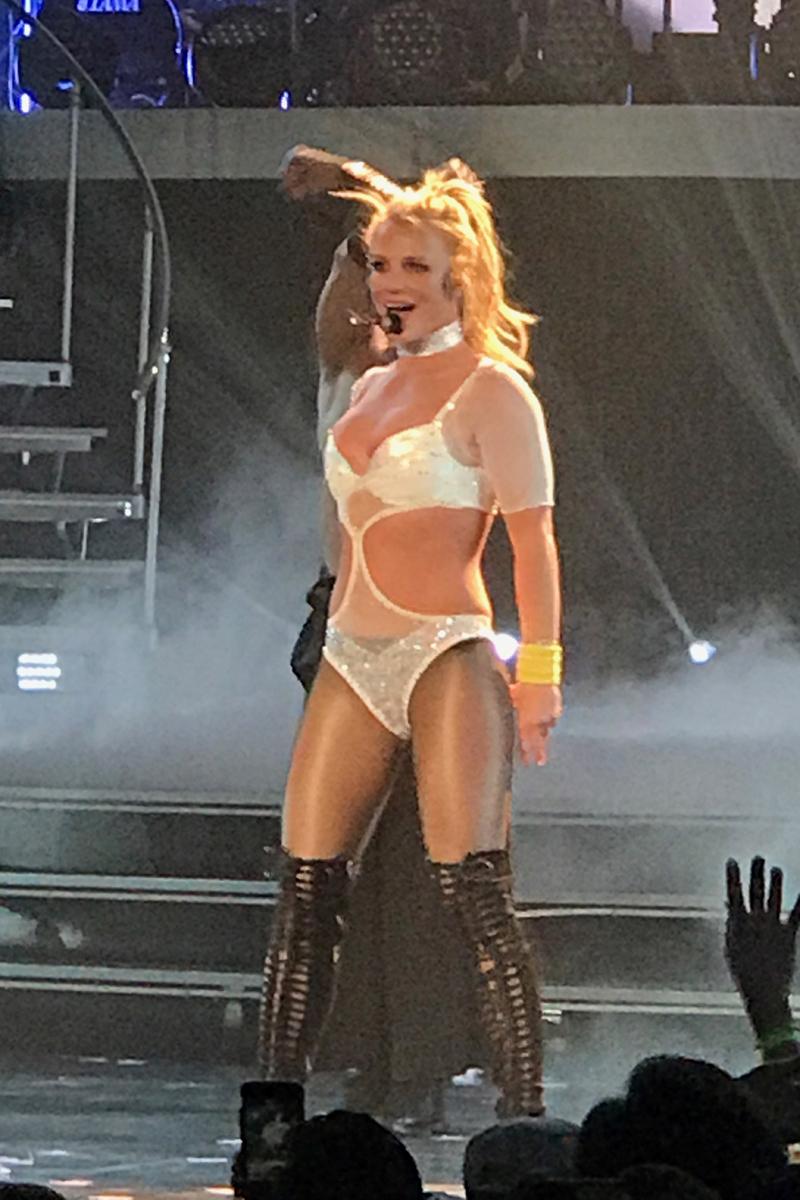 britney spears piece of me las vegas fit body