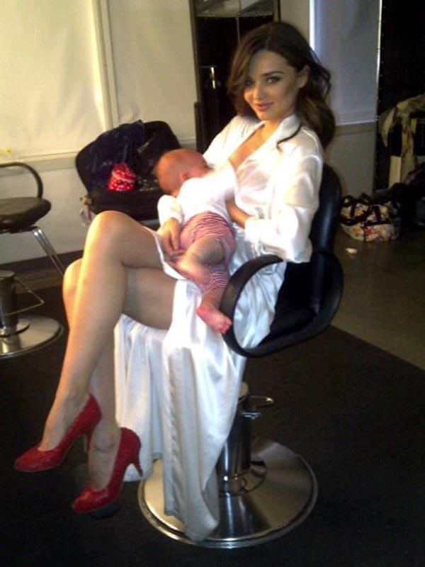 Miranda kerr breastfeeding