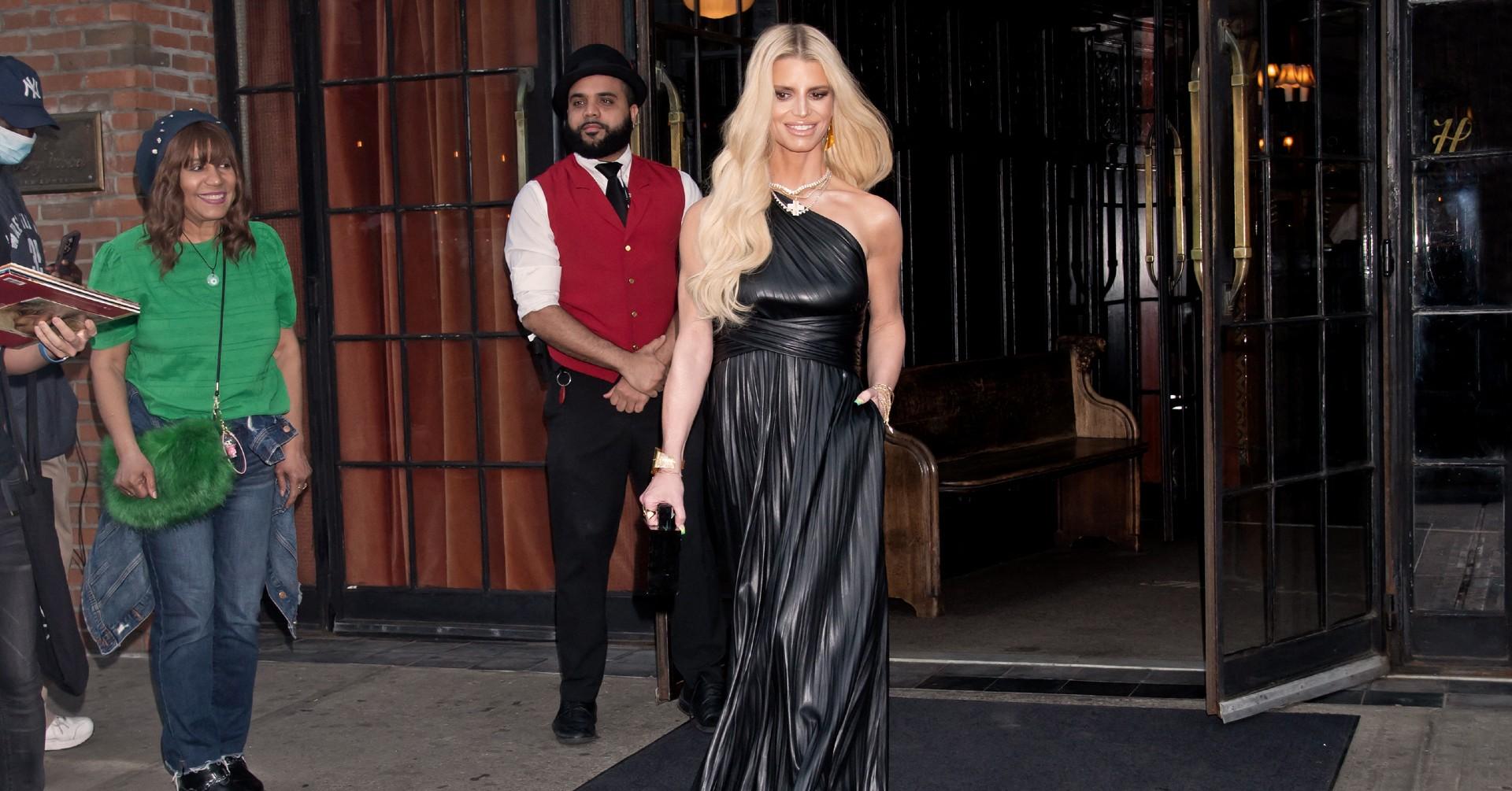 jessica simpson celebrates  years she got sober