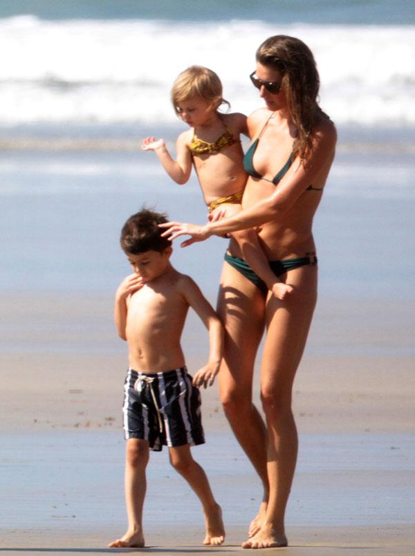 Gisele bundchen bikini tom brady family costa rica 05