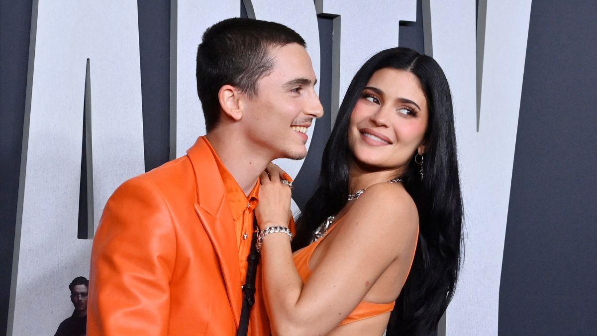 Photo of Kylie Jenner and Timothée Chalamet.