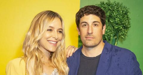 Photo of Jenny Mollen and Jason Biggs
