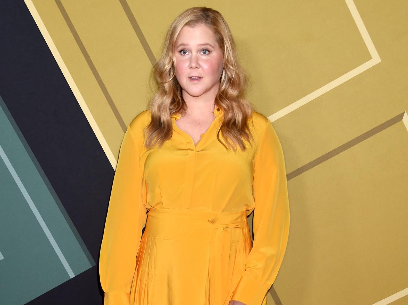 Amy Schumer Claims Haters Are 'Mad' She's Not 'Thinner' & 'Prettier'