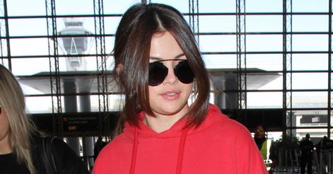 selena gomez no makeup airport