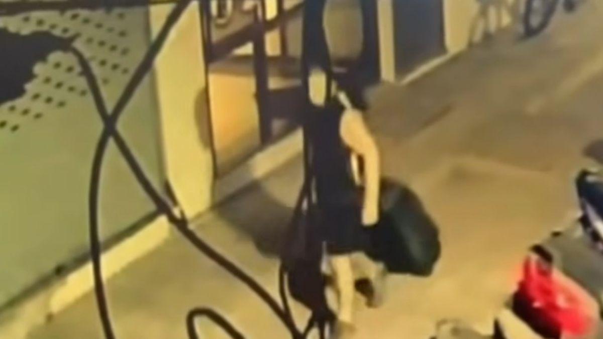 Image of investigators alleged Simon Carman kept the teenager's body inside his apartment for about 18 hours before disposing of it in a suitcase.