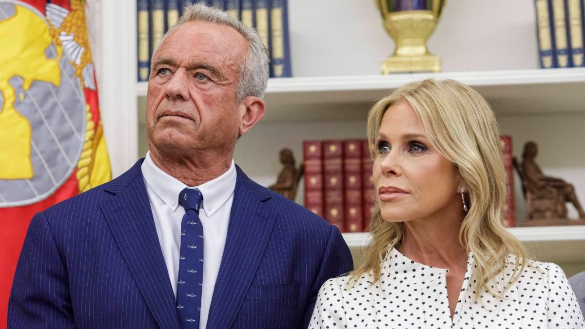 image of RFK Jr. was mocked for rescuing the bird. 