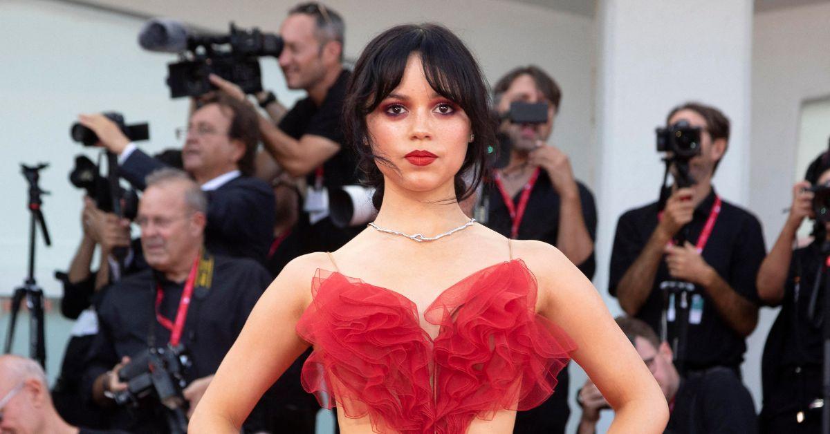jenna ortegas relationship status is the wednesday actress single
